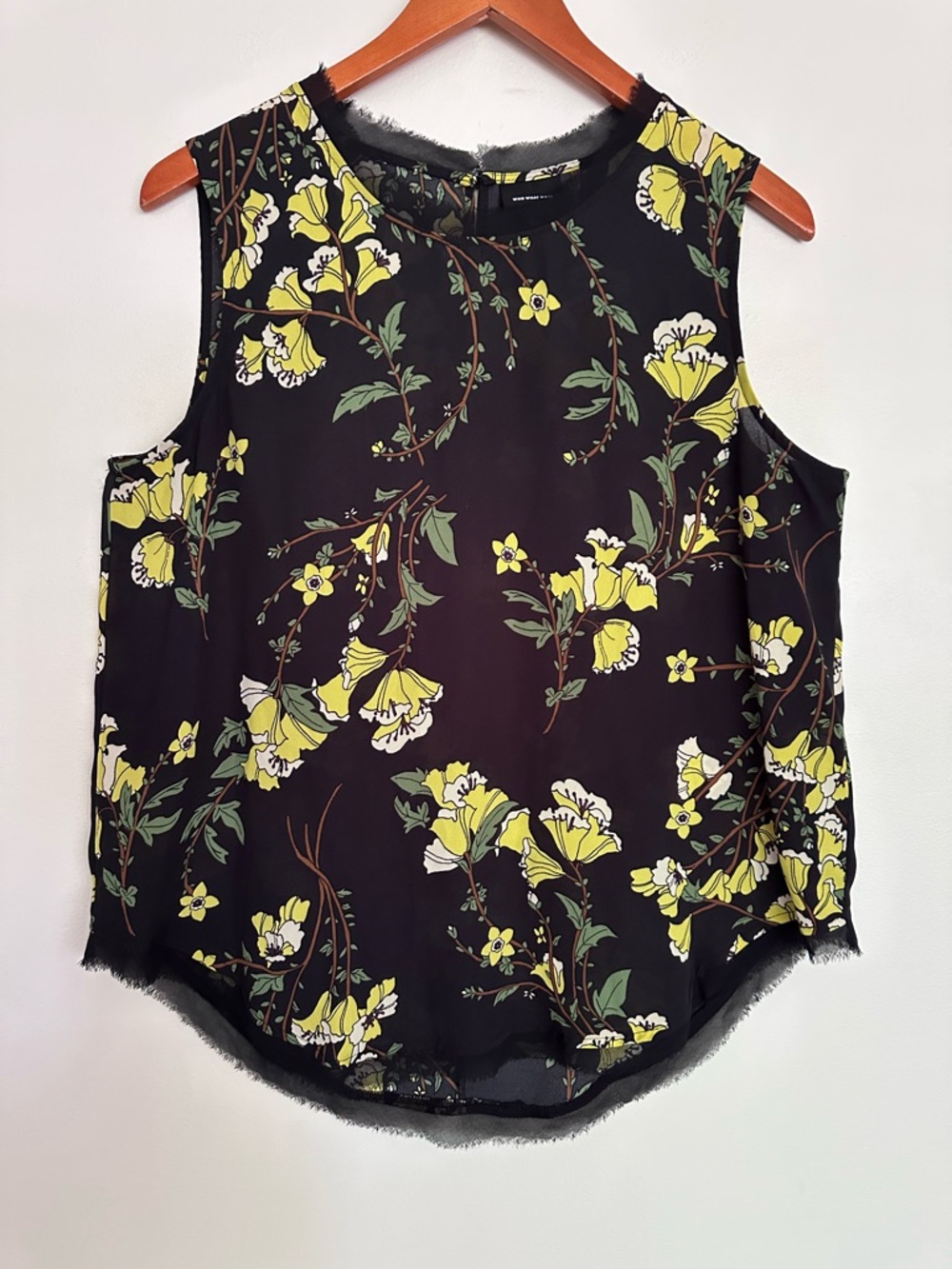 Who What Wear Black Floral Sleeveless Top Yellow and Green Accents Size Large